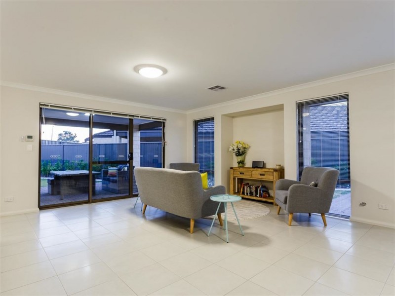 16 Edmonton Loop, Baldivis WA 6171