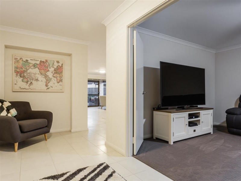 16 Edmonton Loop, Baldivis WA 6171