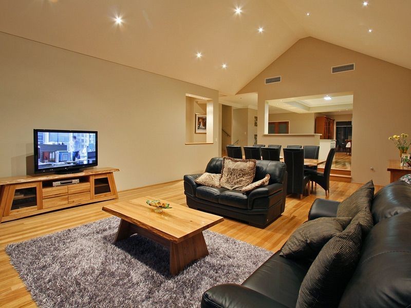 19 Hayward Parade, Coogee WA 6166