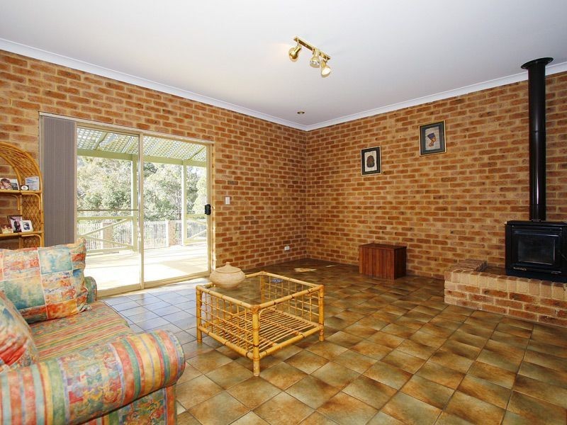 34 Jade Street, Mount Richon WA 6112