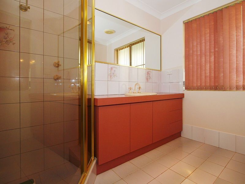 34 Jade Street, Mount Richon WA 6112