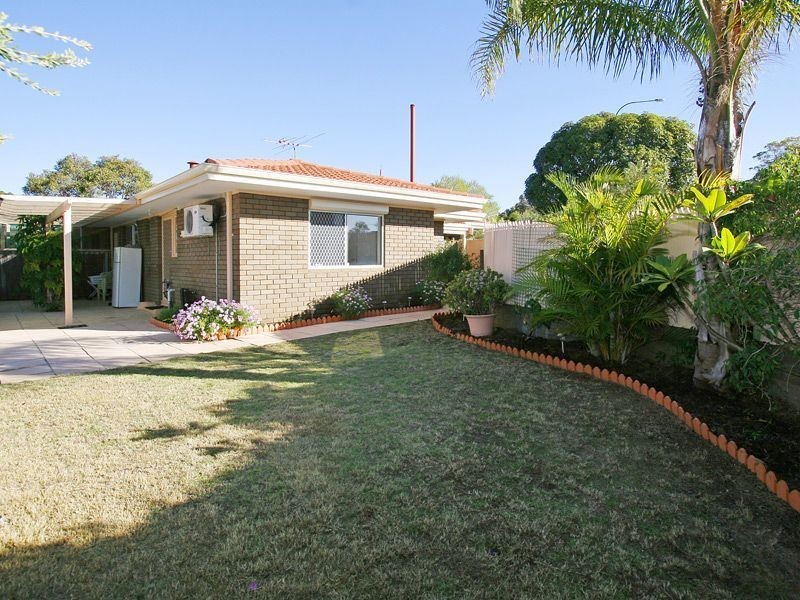 1/57 Manning Road, Como WA 6152