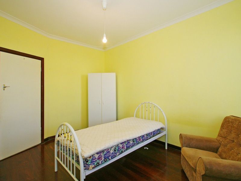 156 Forrest Road, Hamilton Hill WA 6163