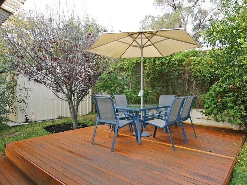 18 howson street, Hilton WA 6163