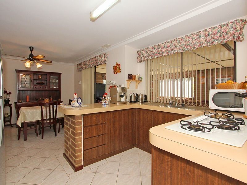 7 lilly court, Spearwood WA 6163