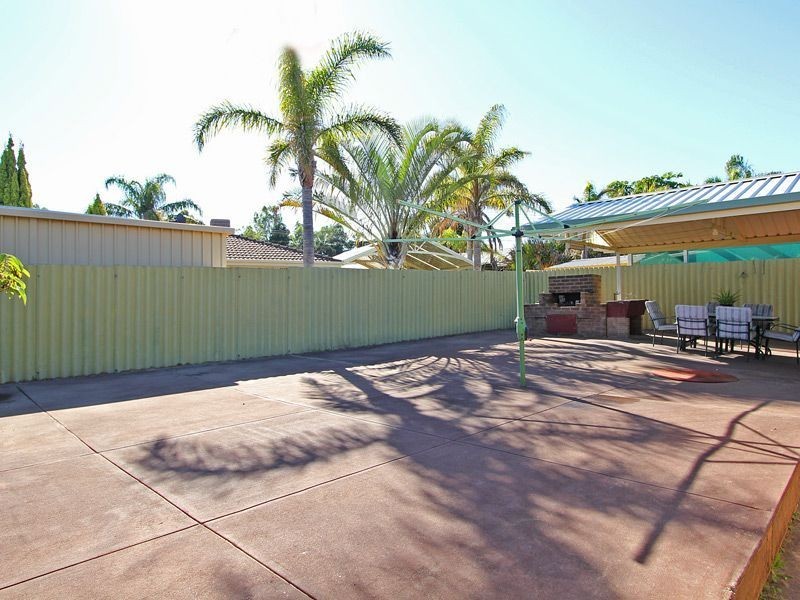 7 lilly court, Spearwood WA 6163