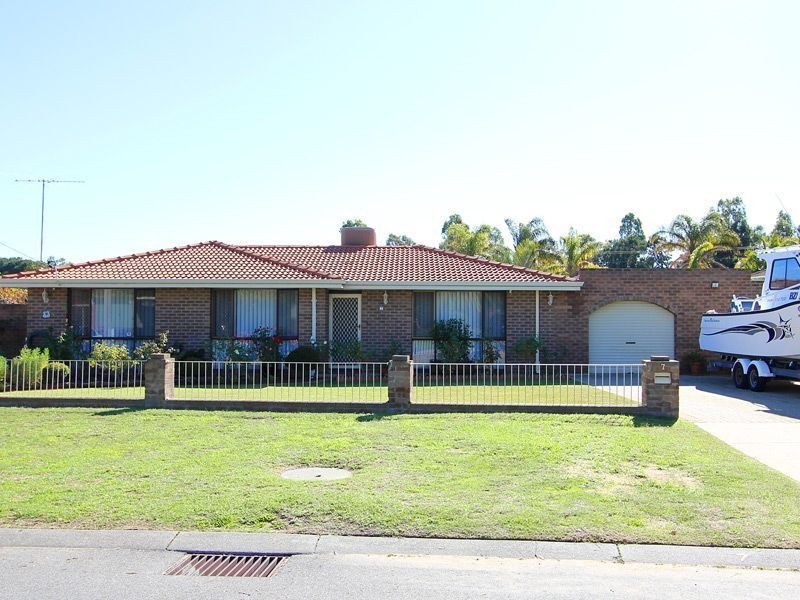 7 lilly court, Spearwood WA 6163