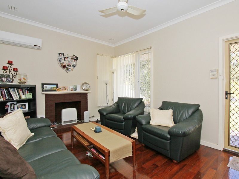 20 redmond road, Hamilton Hill WA 6163