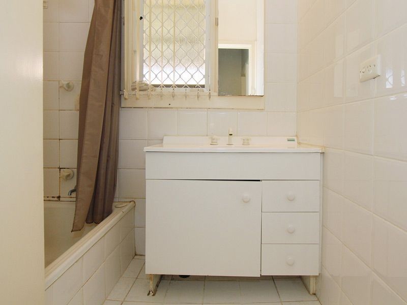 20 redmond road, Hamilton Hill WA 6163