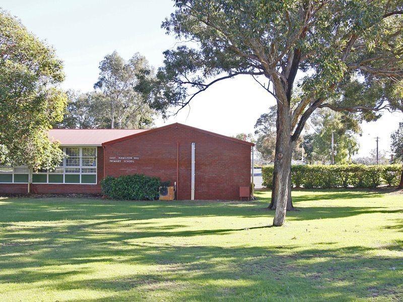 20 redmond road, Hamilton Hill WA 6163