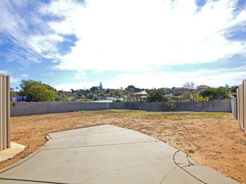 128a Clontarf Road, Hamilton Hill WA 6163