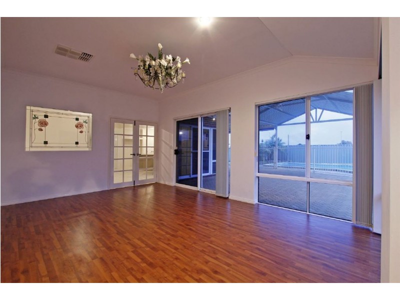 1 Amity Boulevard, Coogee WA 6166