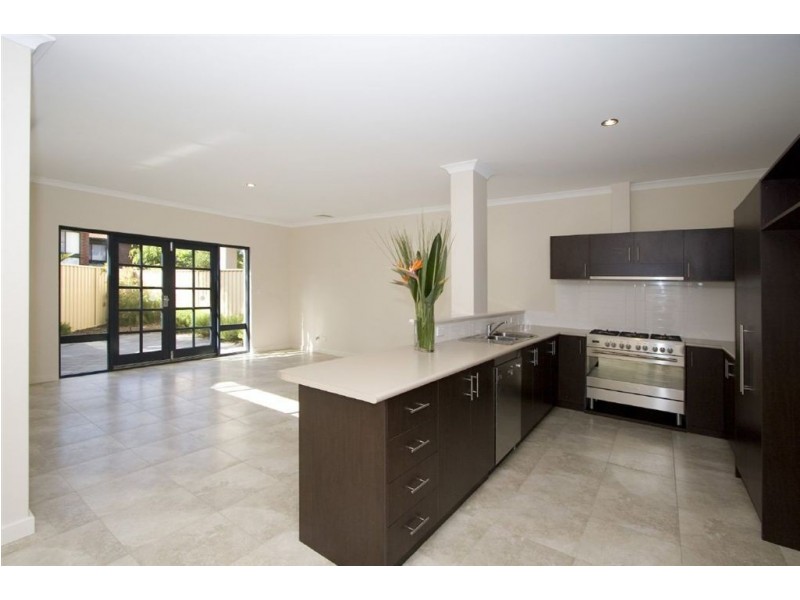 337A Preston Point Road, Attadale WA 6156