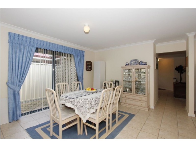 12A Ellesmere Circuit, Success WA 6164