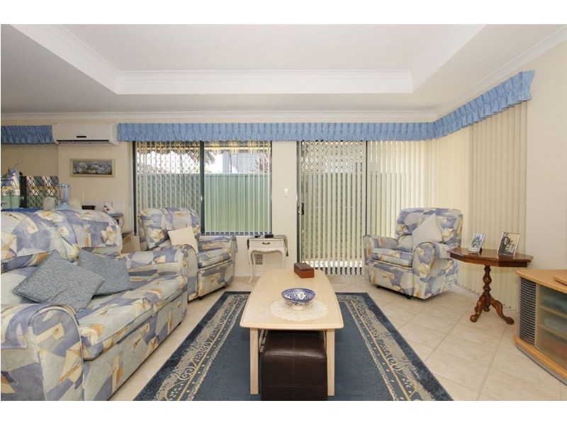 12A Ellesmere Circuit, Success WA 6164