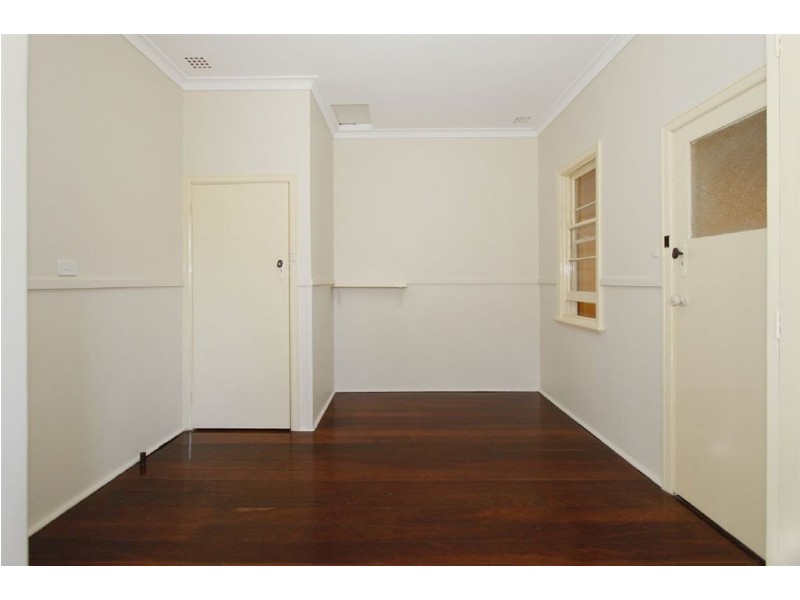 167 Carrington Street, White Gum Valley WA 6162