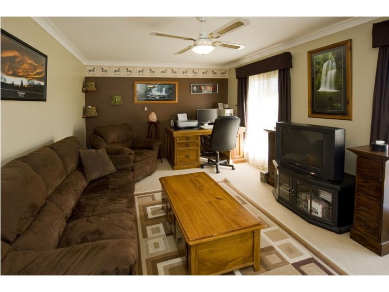 46 Tangadee Road, Golden Bay WA 6174