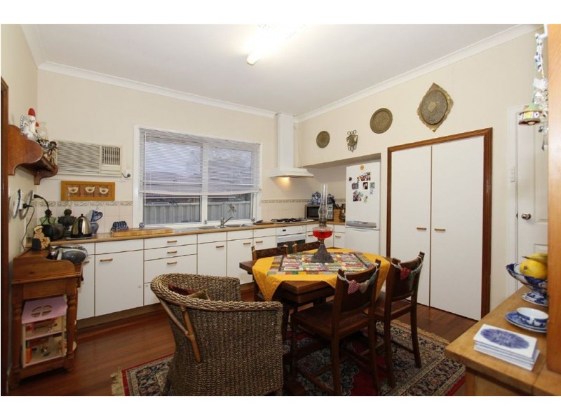 52 Nicholas Crescent, Hilton WA 6163