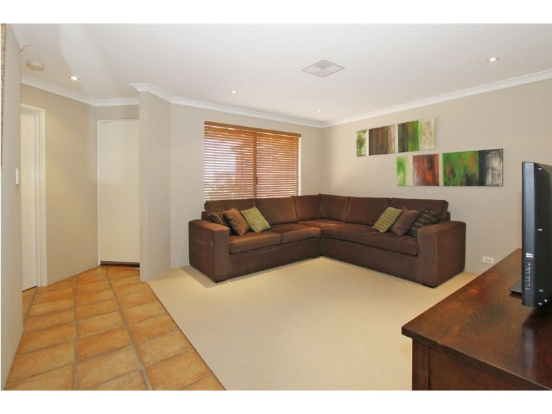 12 Kabbarli Court, South Lake WA 6164