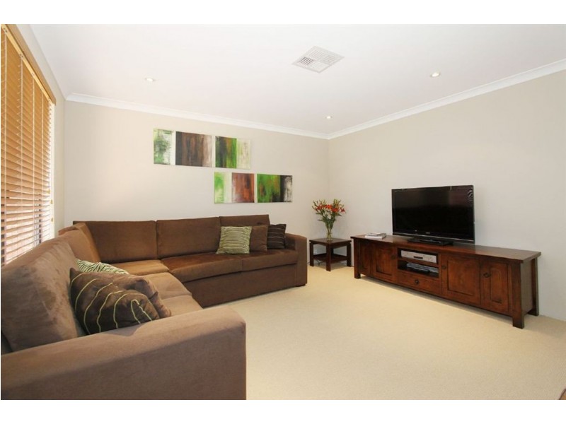 12 Kabbarli Court, South Lake WA 6164