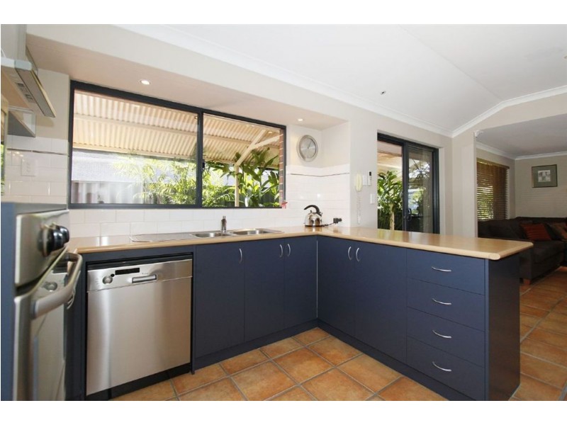 12 Kabbarli Court, South Lake WA 6164