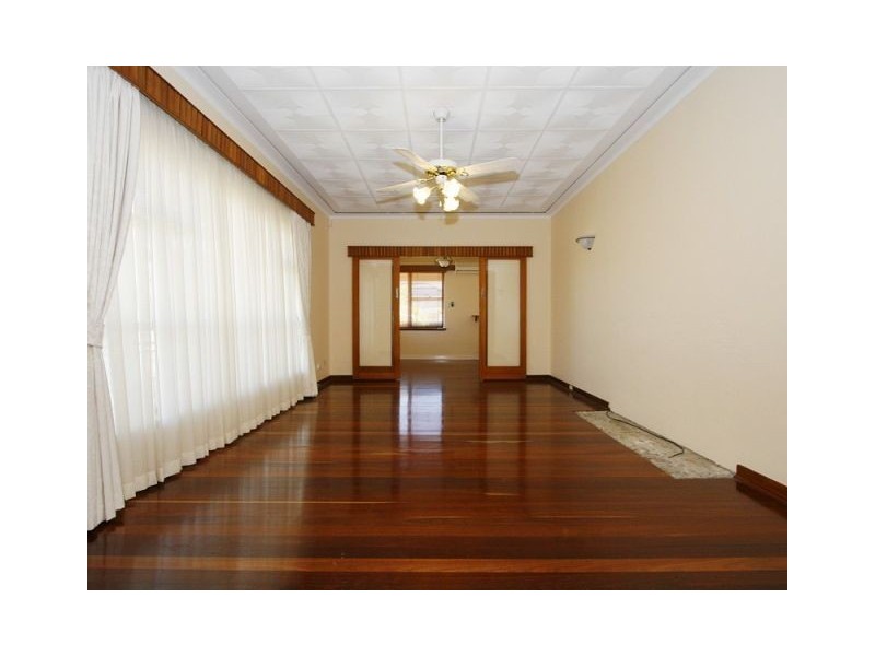 452 Rockingham Road, Munster WA 6166