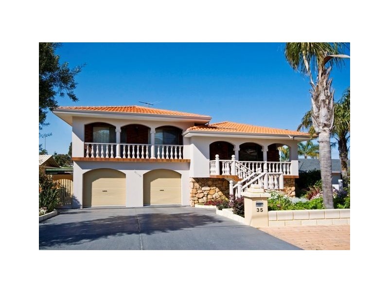 35 Edeline Street, Spearwood WA 6163