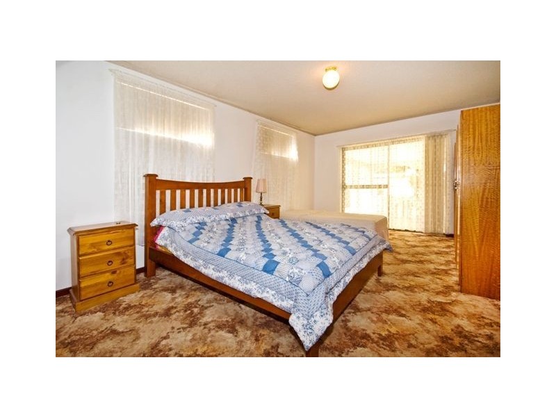 35 Edeline Street, Spearwood WA 6163