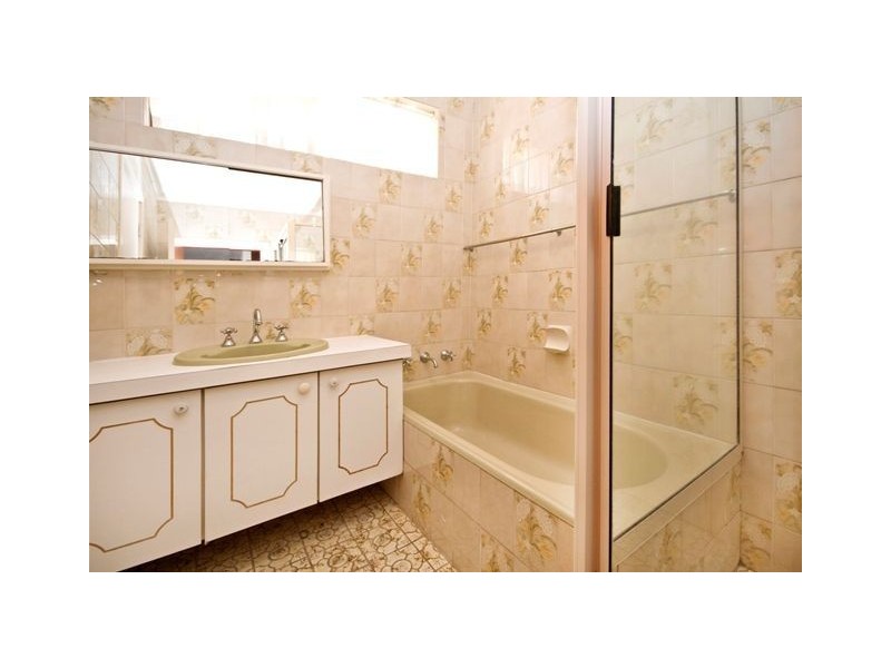 35 Edeline Street, Spearwood WA 6163