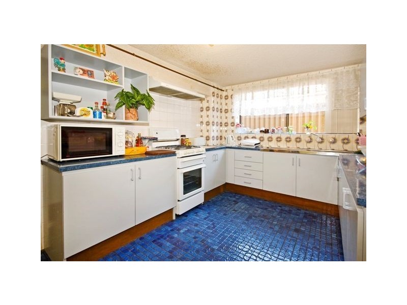 35 Edeline Street, Spearwood WA 6163