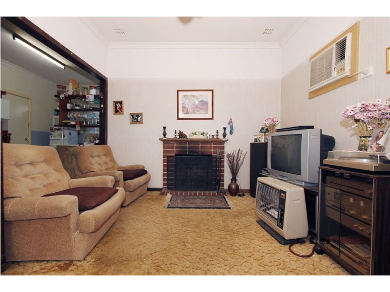 38 Redmond Road, Hamilton Hill WA 6163