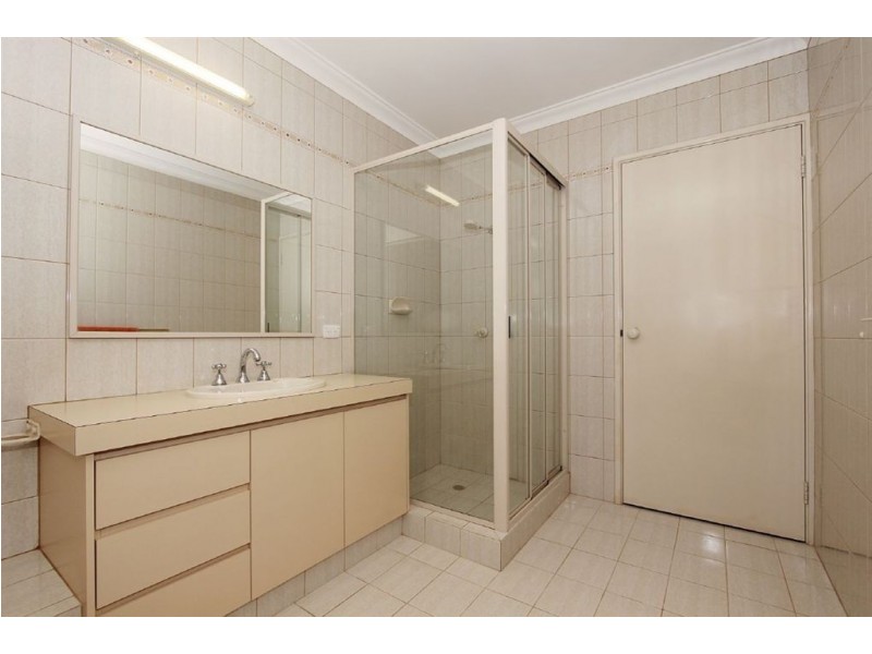 35 Blondell, Munster WA 6166