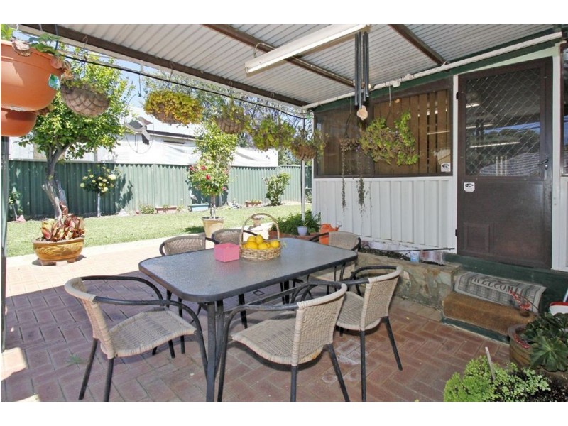 189 Healy Road, Hamilton Hill WA 6163