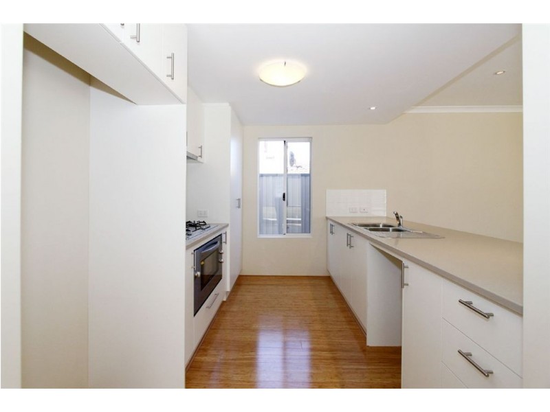 19 Long Street, Beaconsfield WA 6162