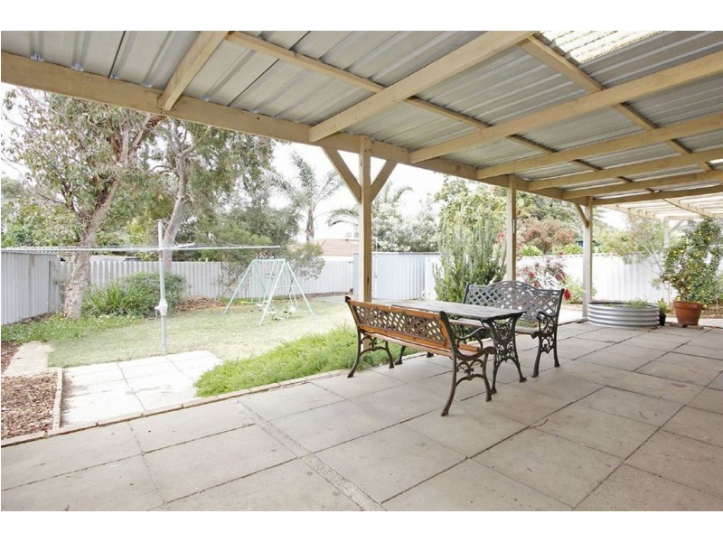 3 Gwenneth Terrace, South Lake WA 6164