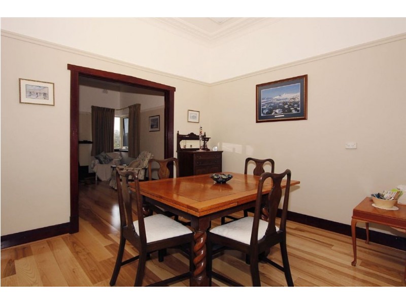 194 Carrington Street, Hilton WA 6163