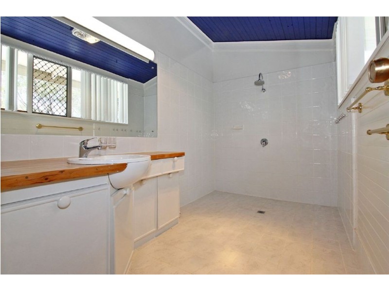 2 Waugh Court, North Lake WA 6163