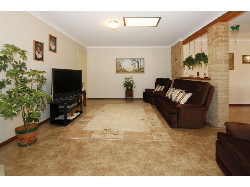 103 Aulberry Parade, Leeming WA 6149