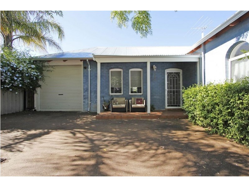 70B Murray Road, Bicton WA 6157