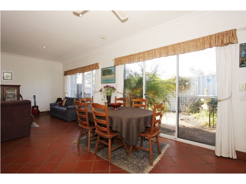 70B Murray Road, Bicton WA 6157