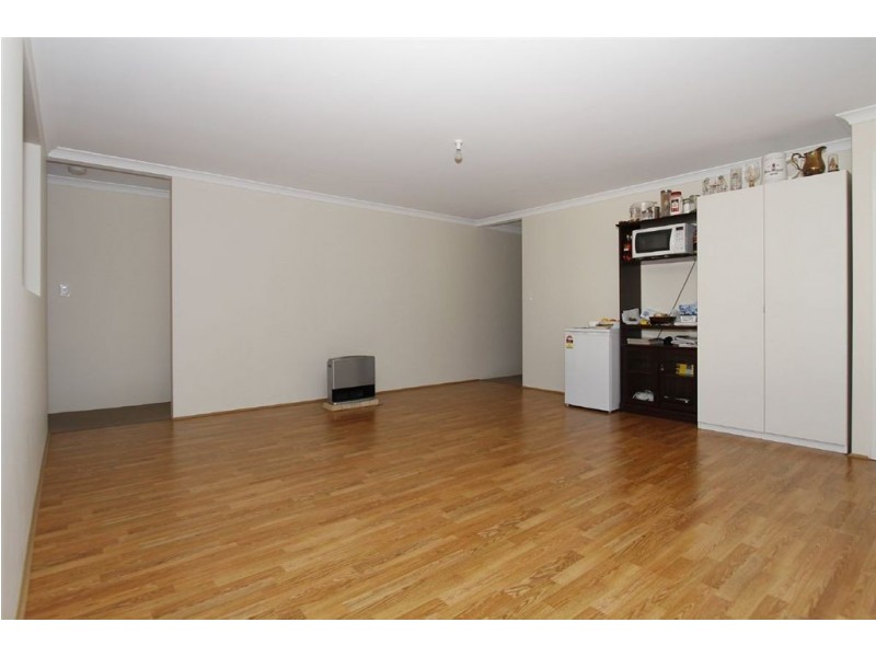 2 Hames Street, Hamilton Hill WA 6163