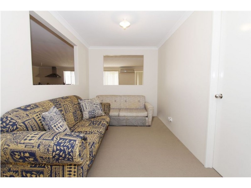 2 Hames Street, Hamilton Hill WA 6163