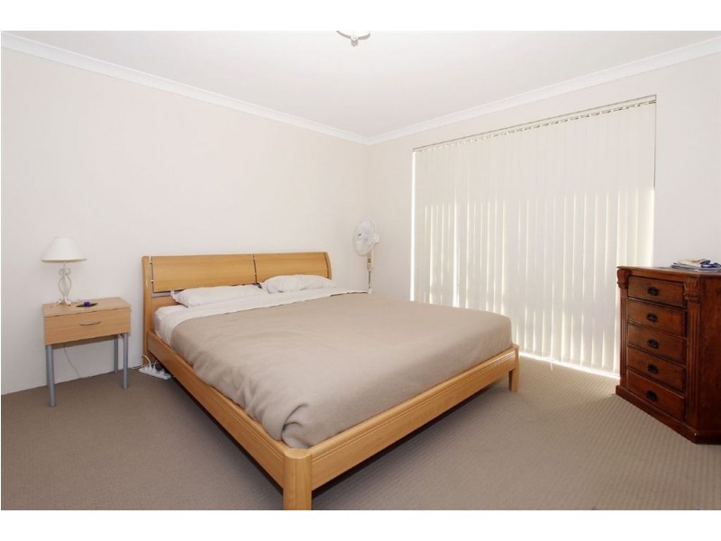 2 Hames Street, Hamilton Hill WA 6163