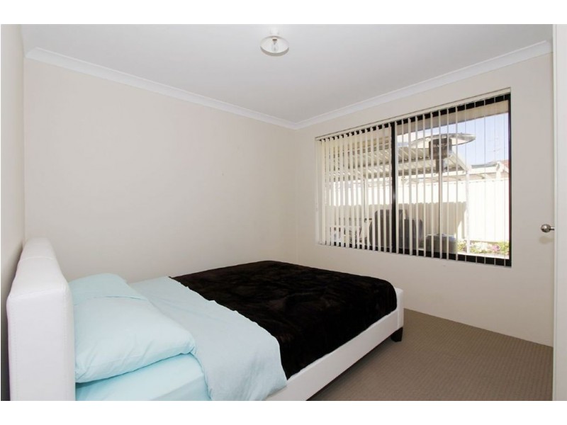 2 Hames Street, Hamilton Hill WA 6163