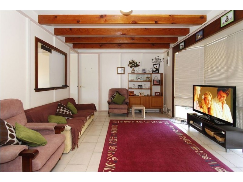 21 Greenslade Street, Hamilton Hill WA 6163