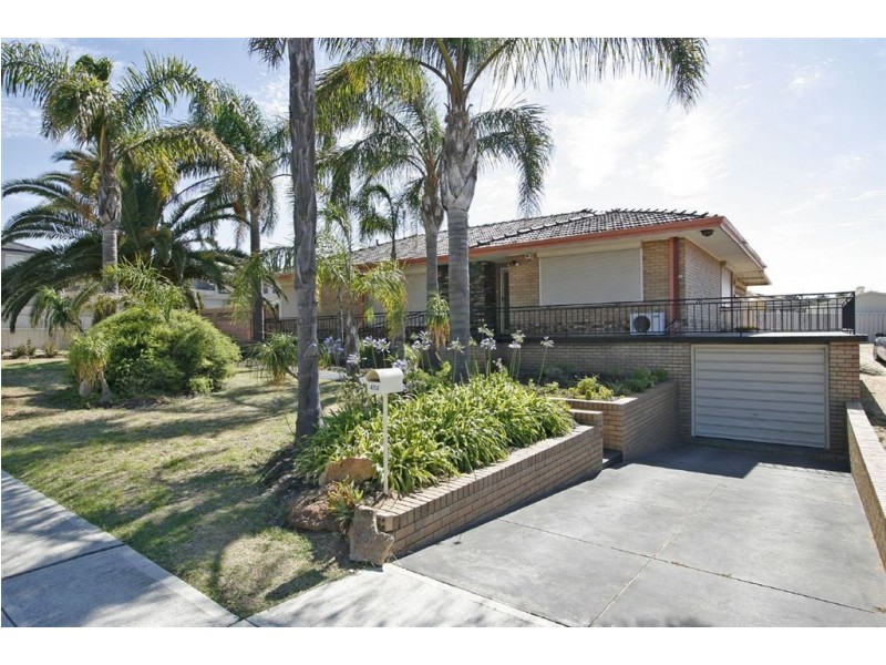 452 Rockingham Road, Munster WA 6166