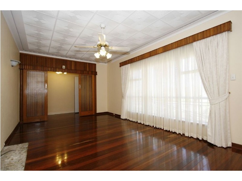 452 Rockingham Road, Munster WA 6166