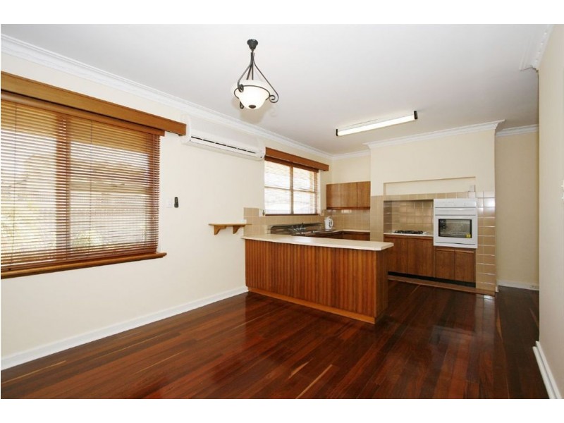 452 Rockingham Road, Munster WA 6166