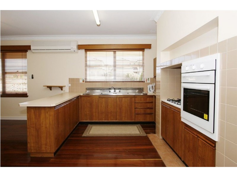 452 Rockingham Road, Munster WA 6166