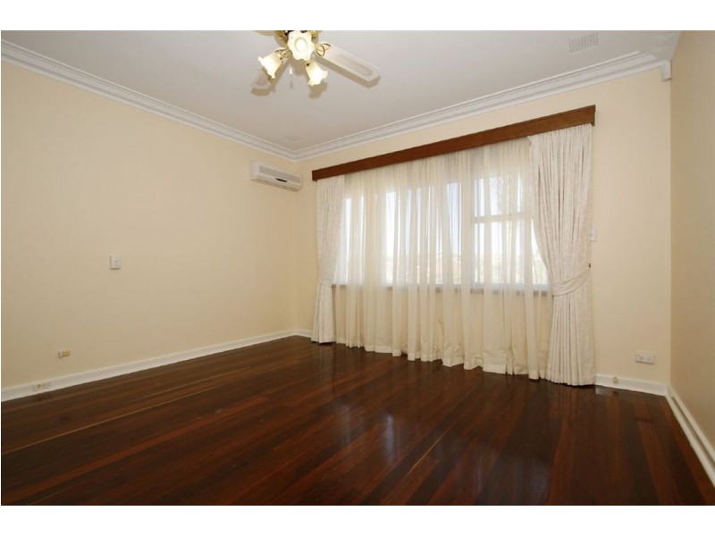 452 Rockingham Road, Munster WA 6166